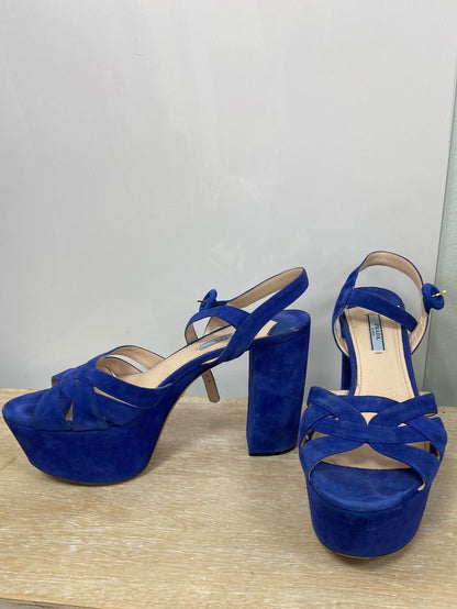 PRADA.Zapatos tacón plataforma azules T.40