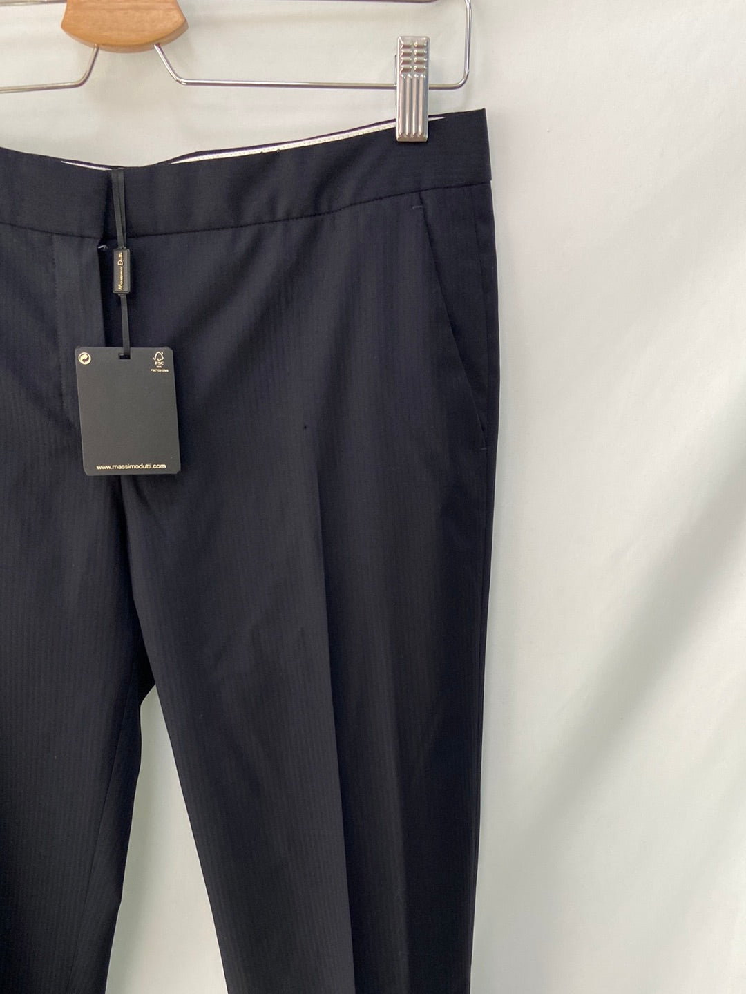 MASSIMO DUTTI.Pantalones pinza traje rayas monocromático T.38