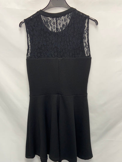 BLANCO. Vestido negro doble textura T.L