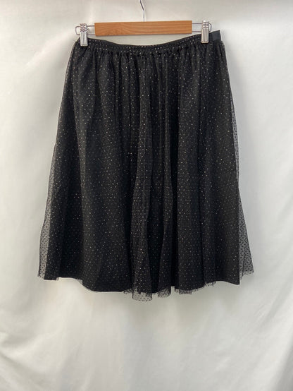 ZARA. Falda negra plumeti T.M