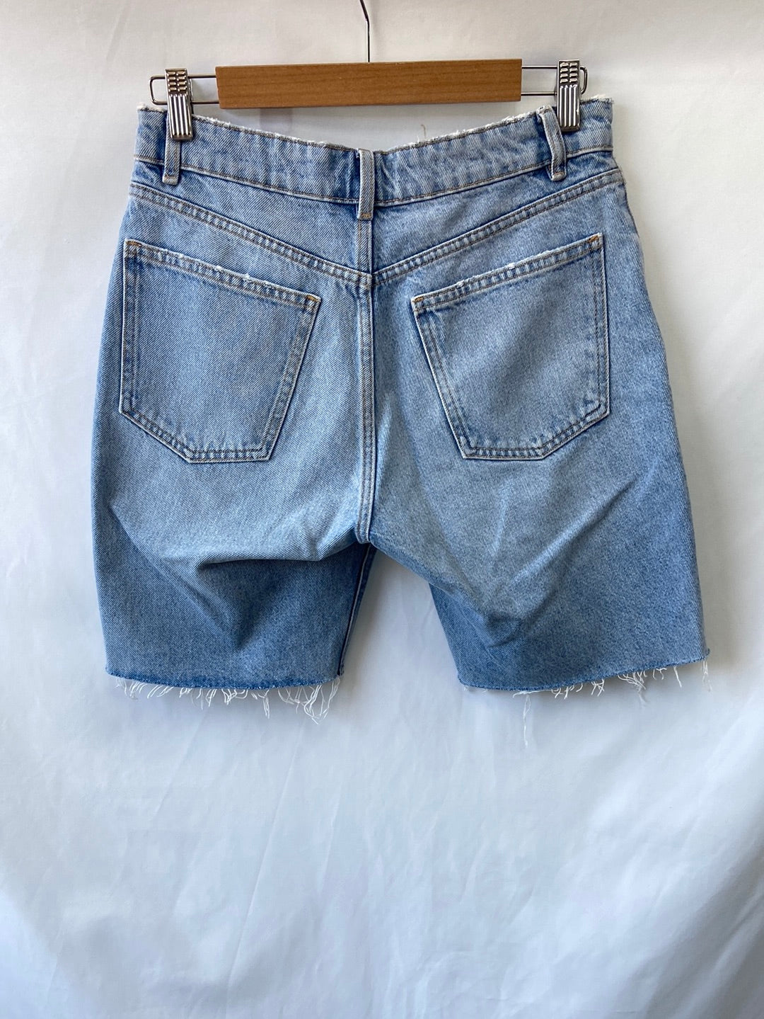 ZARA.Shorts bermudas denim T.38