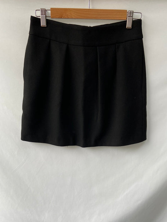 ZARA.Falda negra formal T.xs