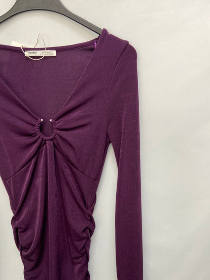 PULL&BEAR.Vestido corto fruncido morado T.s