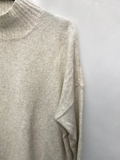 GAP.Jersey beige jaspeado oversized T.L