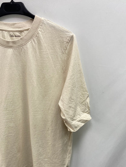 TOTIS BASIC.Camiseta beige T.S