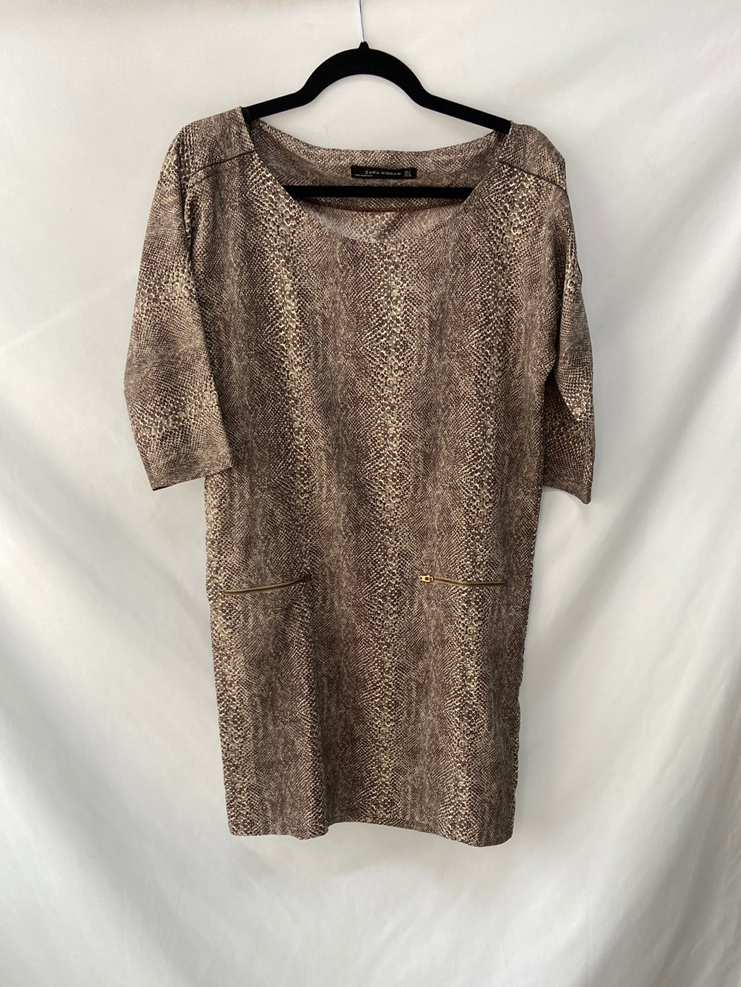 ZARA.Vestido fluido recto animal print T.s