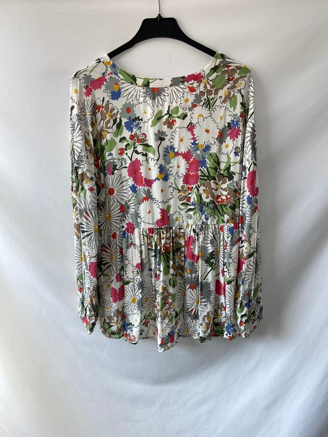 ZARA.Blusa flores T.s