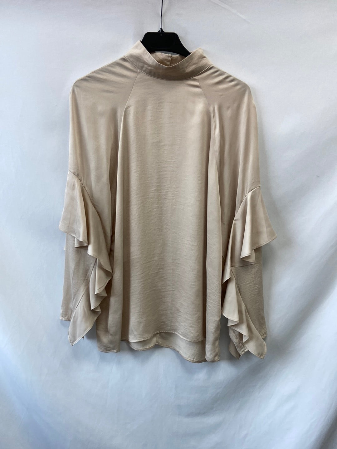 H&M.Blusa champán satinada T.34 (Tara)