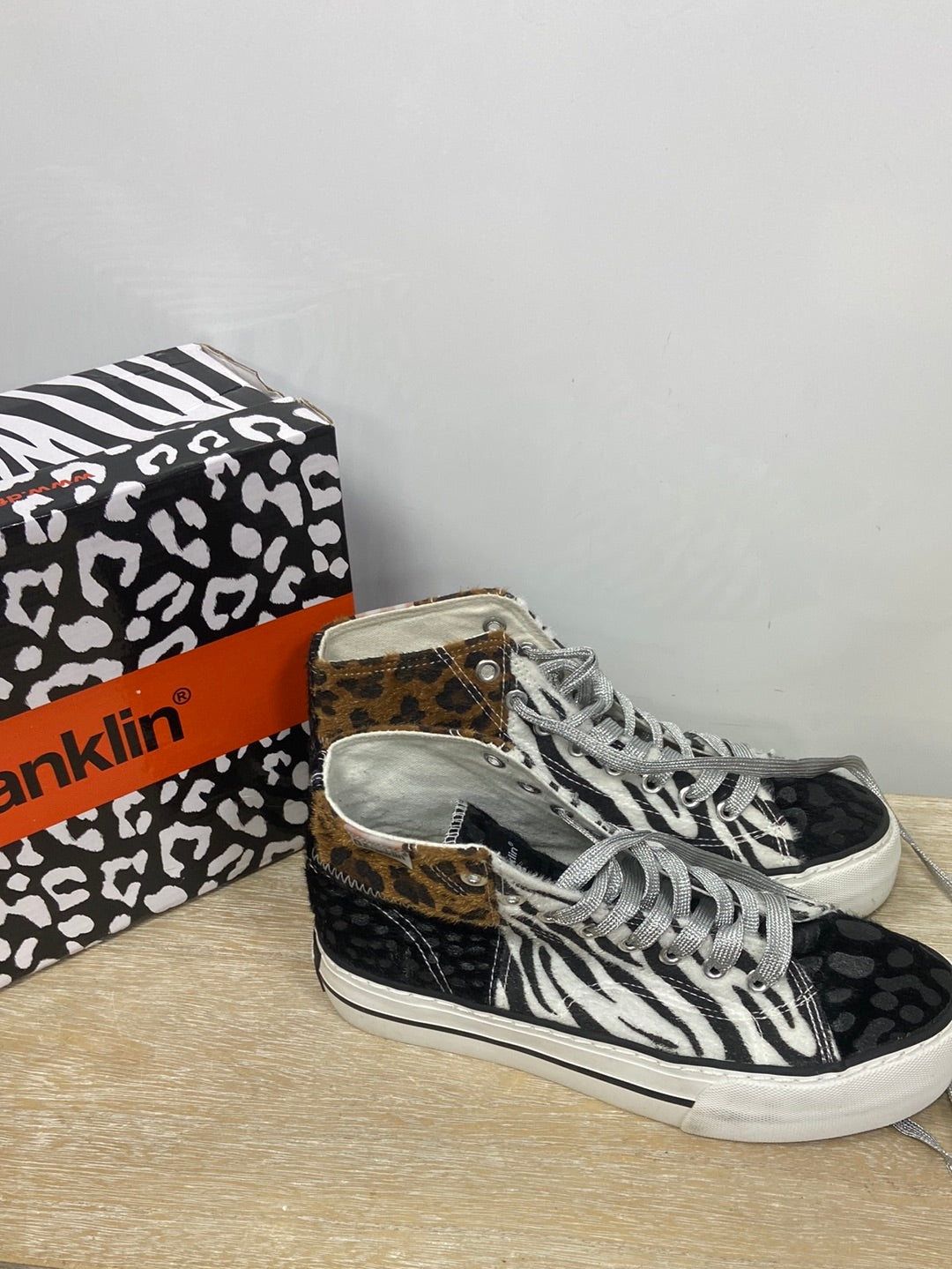 D.FRANKLIN.Zapatillas animal print botín T.38