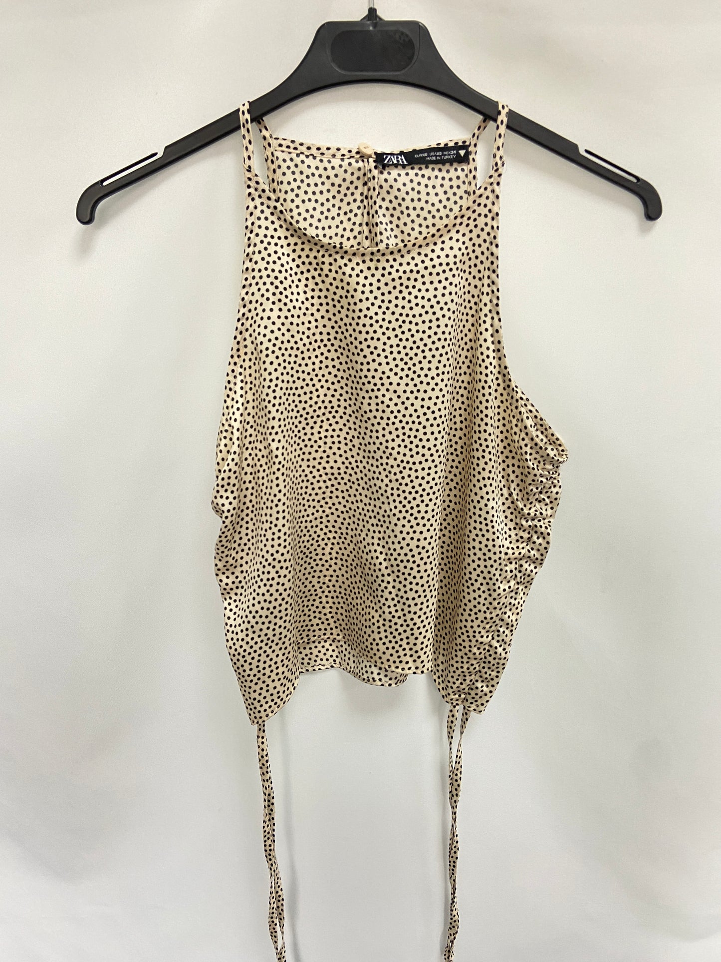 ZARA.Top lunares cuello halter T.XS