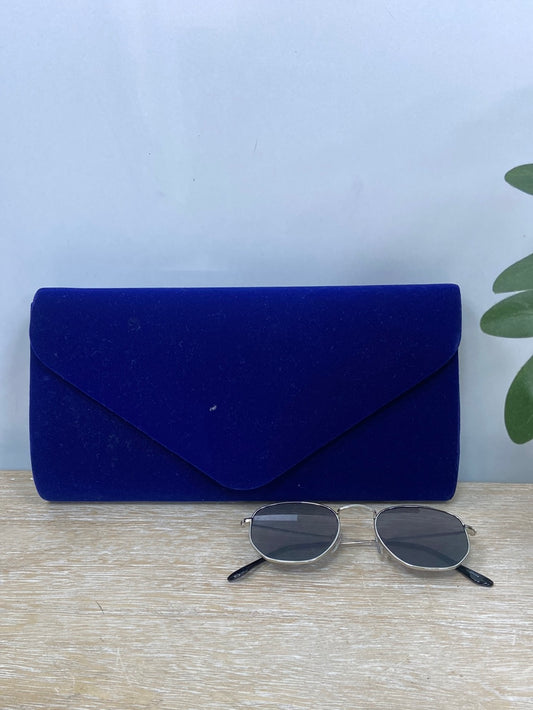 OTRAS.Cartera de mano azul