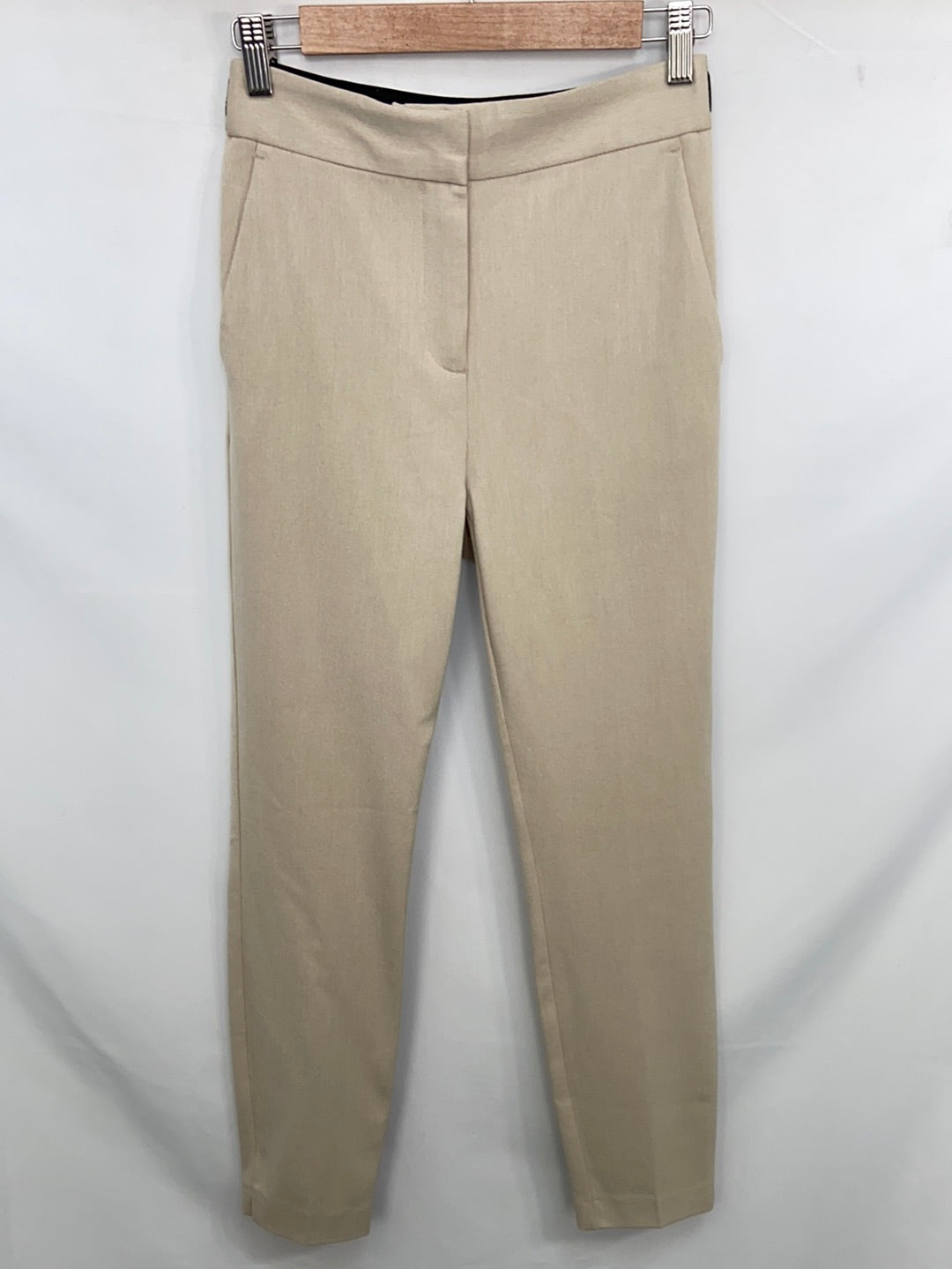 ZARA.Pantalones beiges vestir T.xs