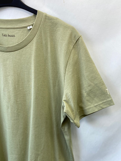 TOTIS BASICS.Camiseta verde pastel T.s