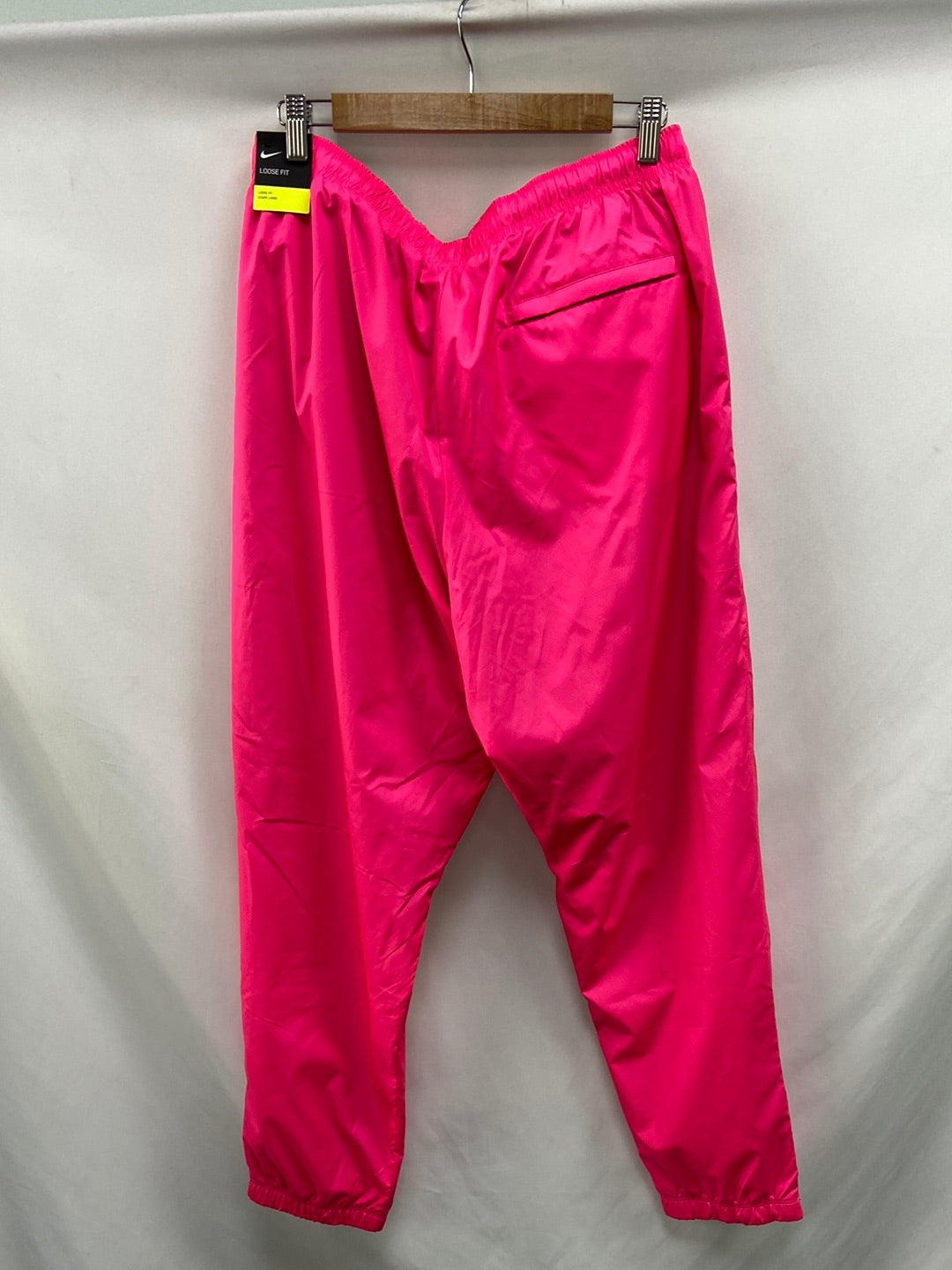 NIKE.Pantalones Rosa fosforito impermeables T.40