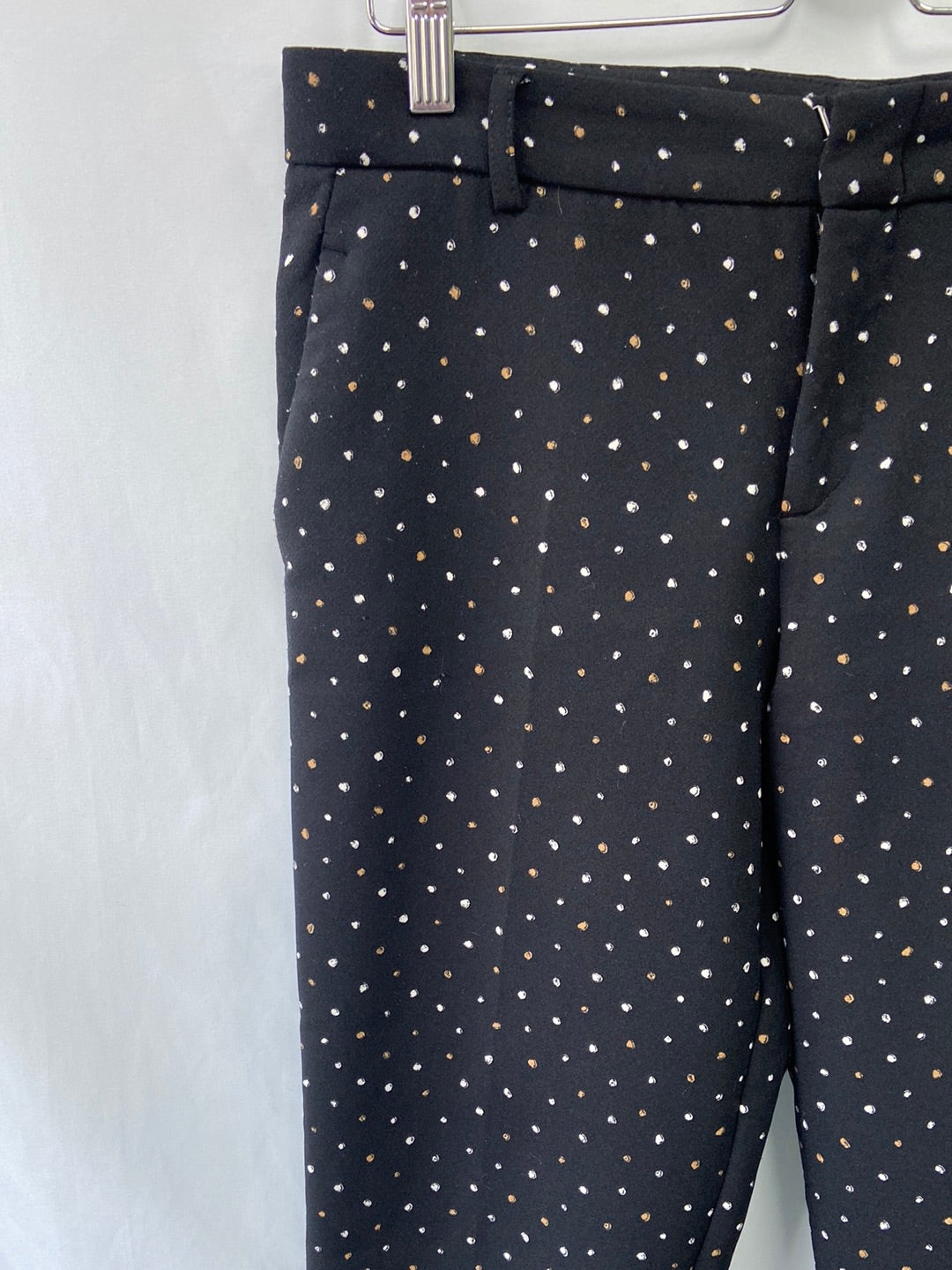 MANGO.Pantalones vestir lunares T.40