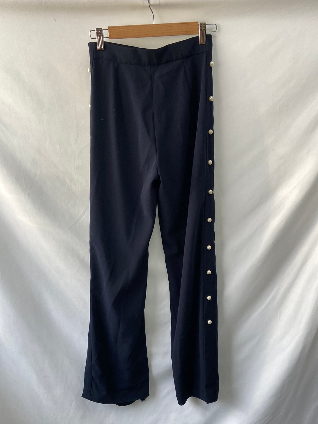 ZARA. Pantalón azul perlas T.xs