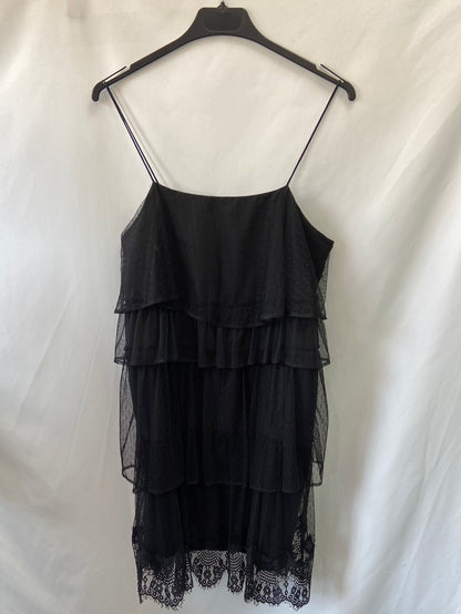 ZARA. Vestido volantes tul y encaje T.xs