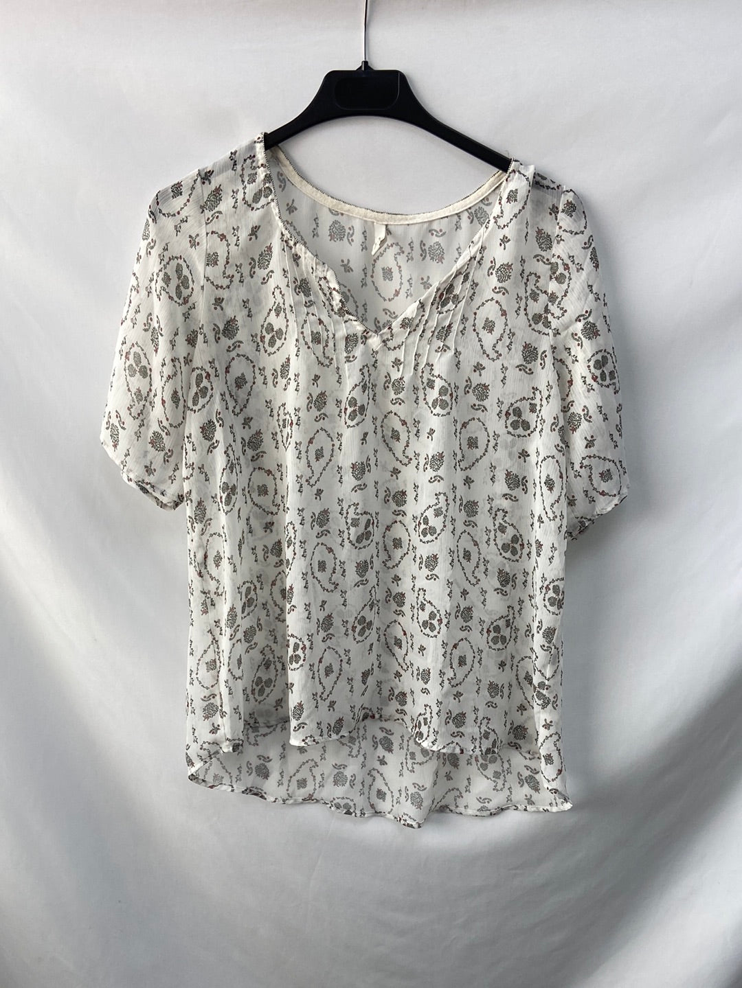 STRADIVARIUS. Blusa beige Amebas T. S