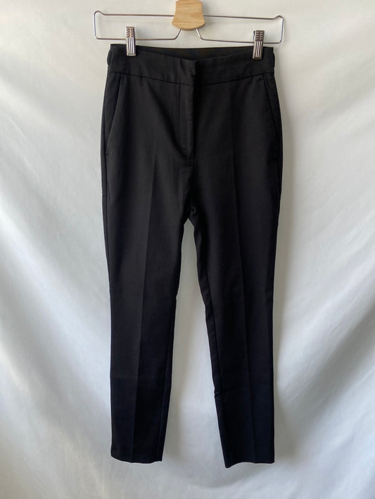 ZARA. Pantalón negro de vestir T.xs