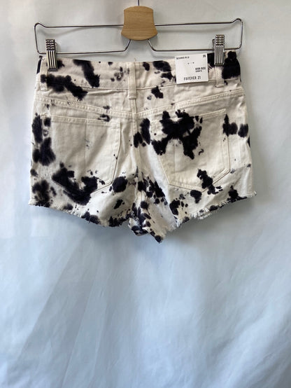 FOREVER21.Shorts tie dye vaqueros T.25(36)